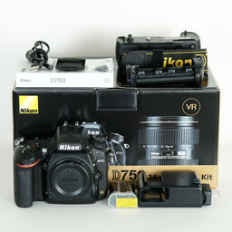 Nikon D750