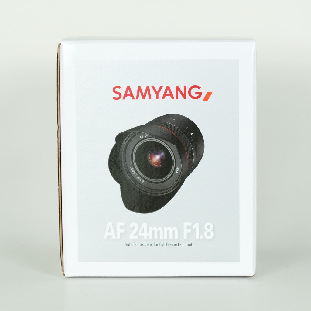 SAMYANG AF 24mm F1.8 FE (ソニーE用)の出品 | ONE SCENE（ワンシーン）