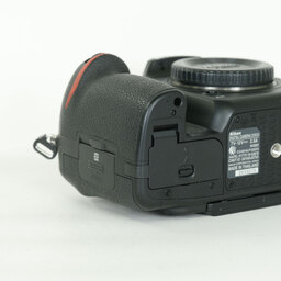 Nikon D500