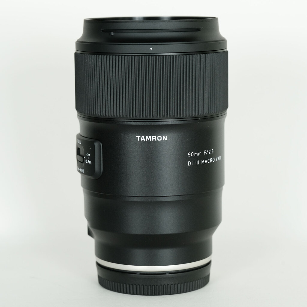 TAMRON 90mm F/2.8 Di III MACRO VXD [ソニーE用]