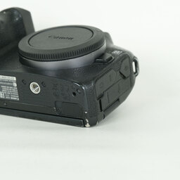 Canon EOS R Canon EOS R