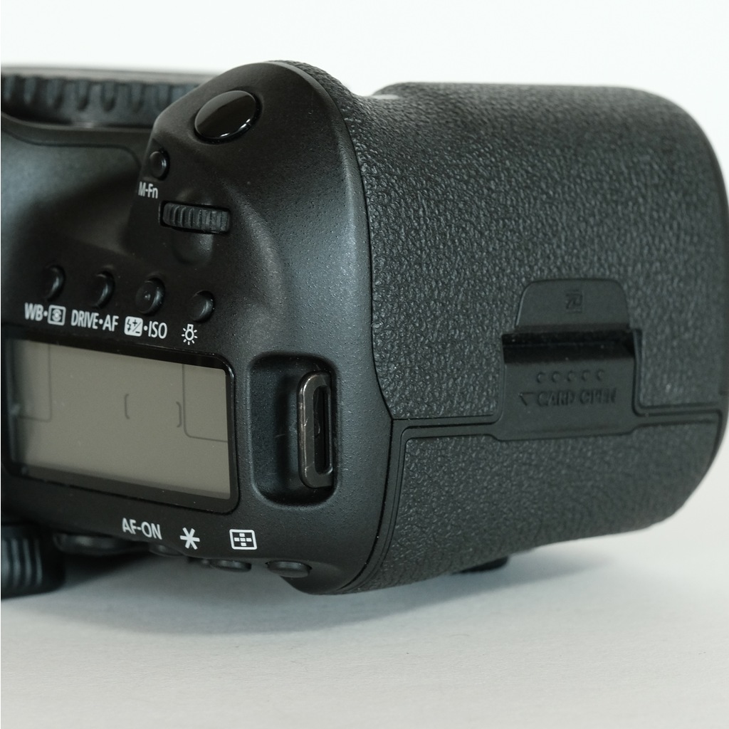 Canon EOS 5D Mark IVの出品 | ONE SCENE（ワンシーン）