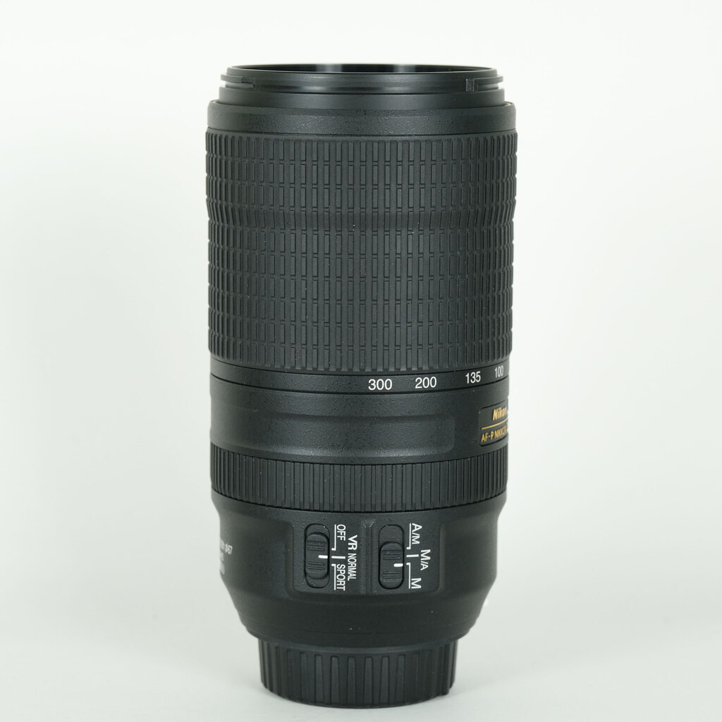 Nikon AF-P NIKKOR 70-300mm f/4.5-5.6E ED VR Nikon AF-P NIKKOR 70-300mm f/4.5-5.6E ED VR