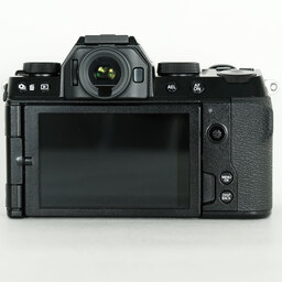 FUJIFILM X-S10