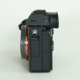 SONY α7 III（ILCE-7M3）