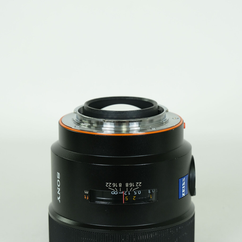 SONY Distagon T* 24mm F2 ZA SSM SAL24F20Z
