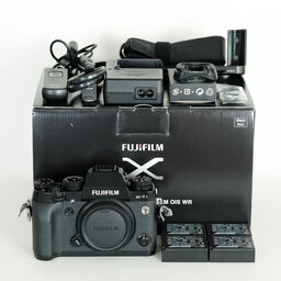 FUJIFILM X-T1