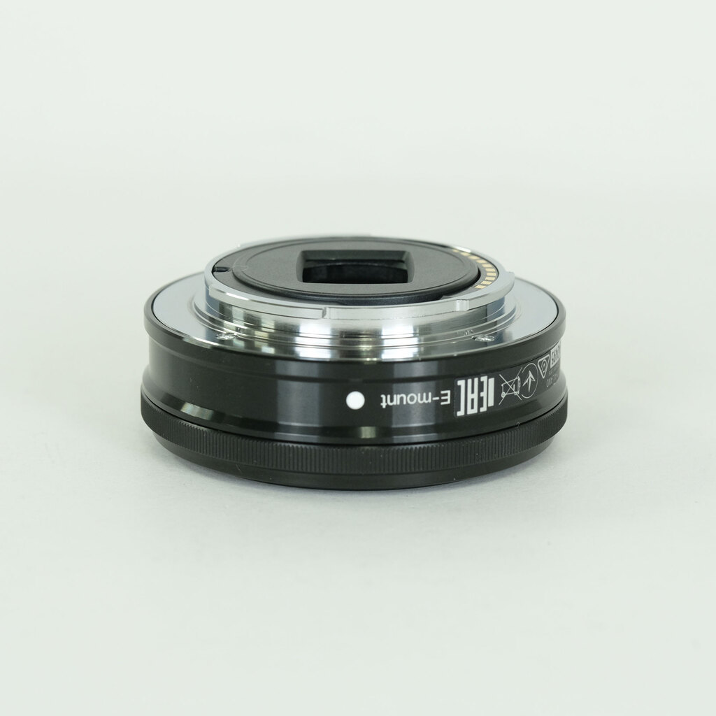 SONY E 20mm F2.8 SEL20F28