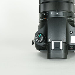 SONY Cyber-shot DSC-RX10M3