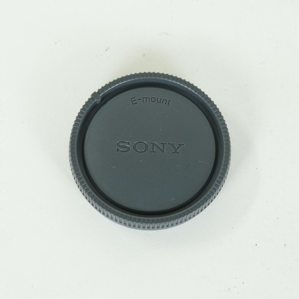 SONY E 35mm F1.8 OSS SEL35F18