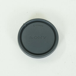 SONY E 35mm F1.8 OSS SEL35F18