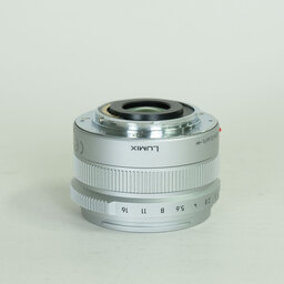 Panasonic LEICA DG SUMMILUX 15mm F1.7 ASPH. Panasonic LEICA DG SUMMILUX 15mm F1.7 ASPH.