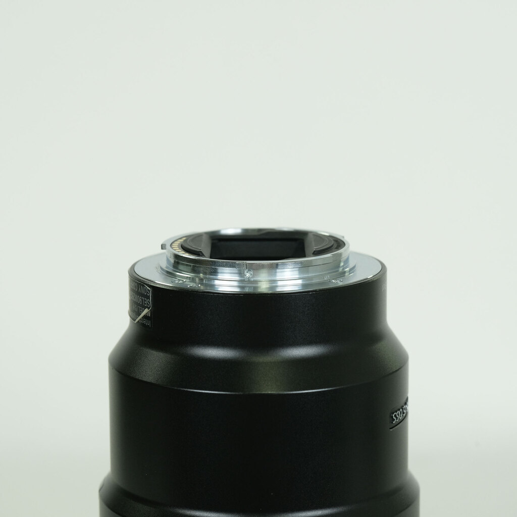 SONY FE 90mm F2.8 Macro G OSS SEL90M28G SONY FE 90mm F2.8 Macro G OSS SEL90M28G