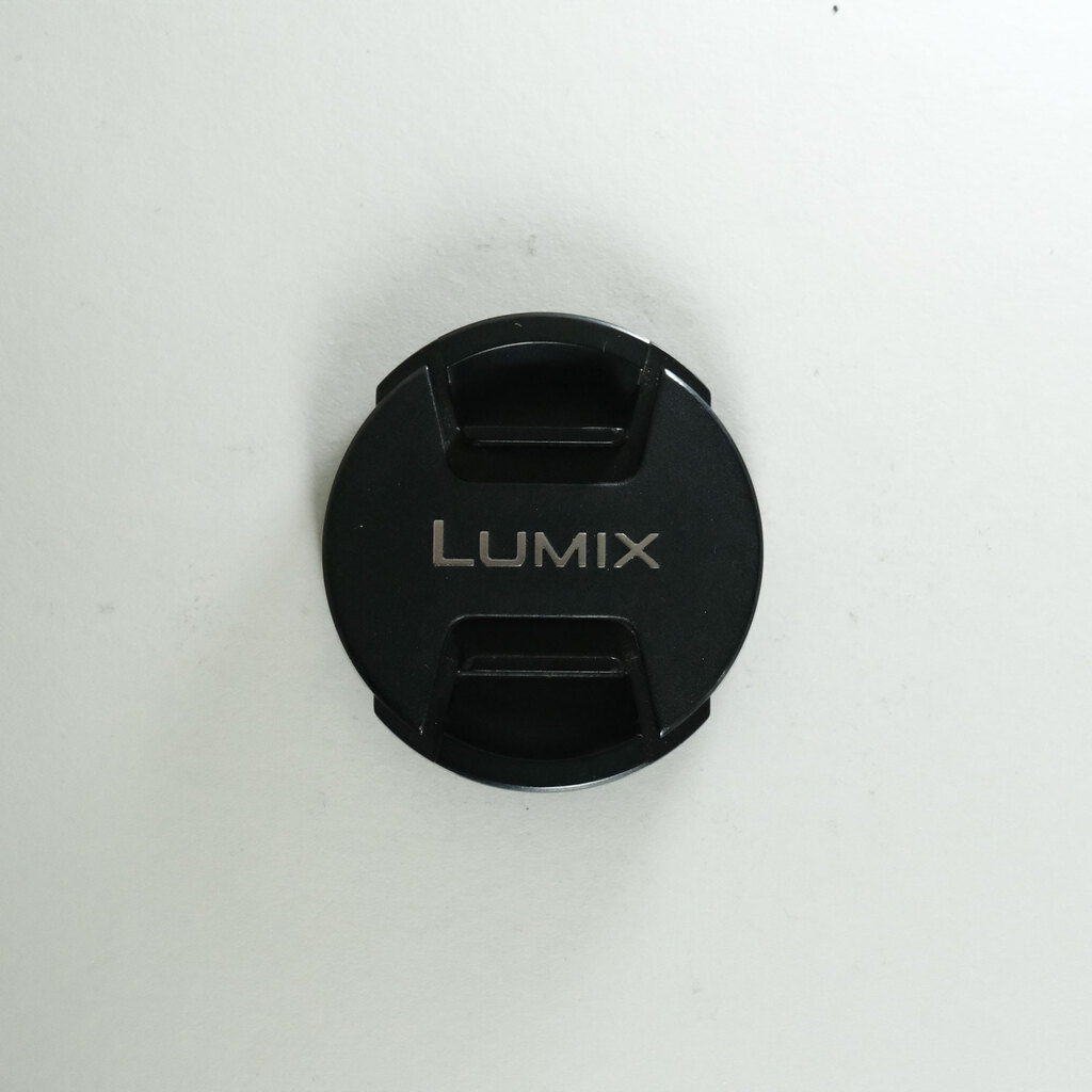 Panasonic LUMIX G VARIO 14-42mm F3.5-5.6II ASPH. MEGA O.I.S.  シルバー    H-FS1442A-S