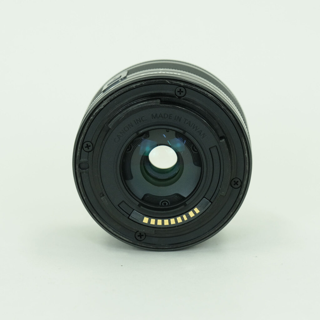 Canon EF-M15-45mm F3.5-6.3 IS STM Canon EF-M15-45mm F3.5-6.3 IS STM