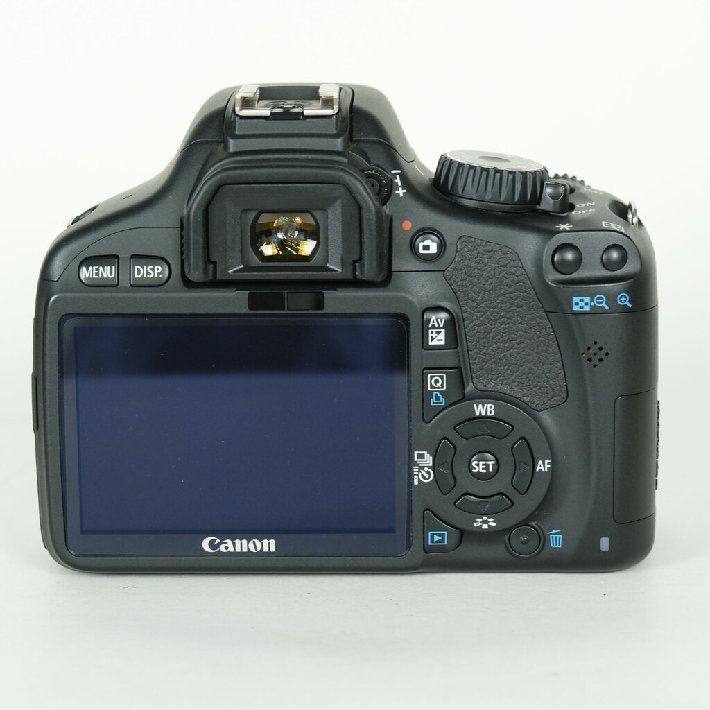 Canon EOS Kiss X4 [�{�f�B]