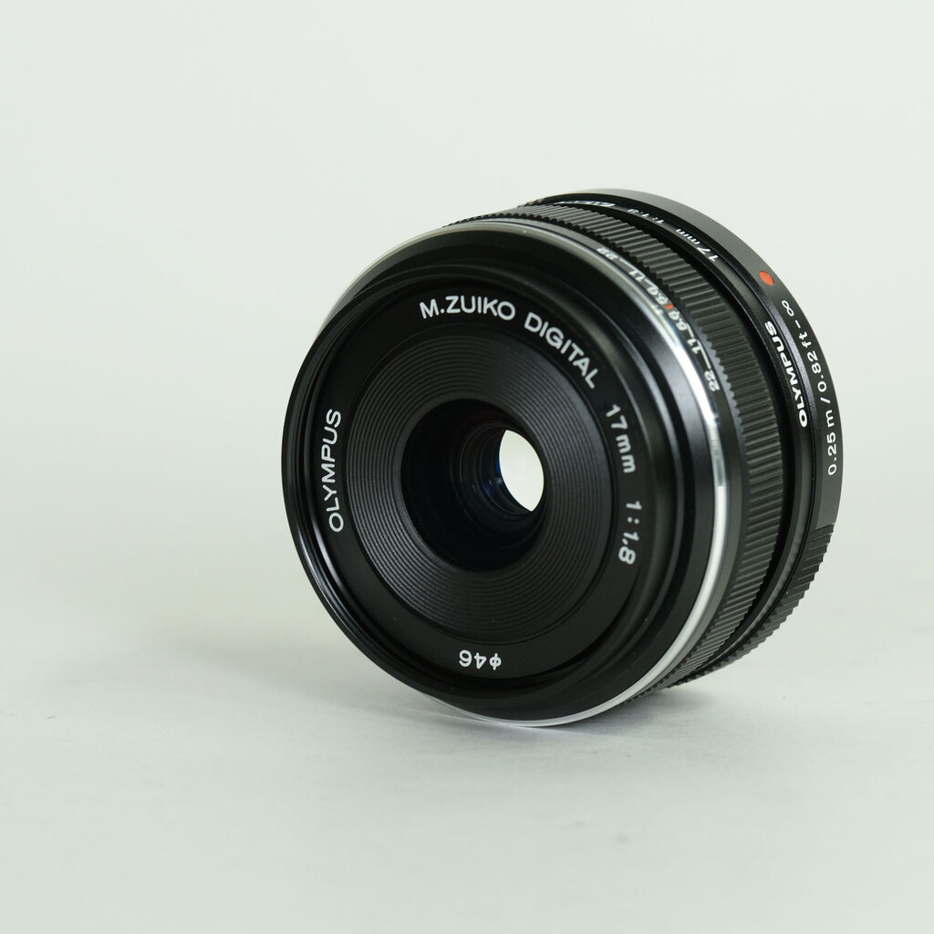 OLYMPUS M.ZUIKO DIGITAL 17mm F1.8