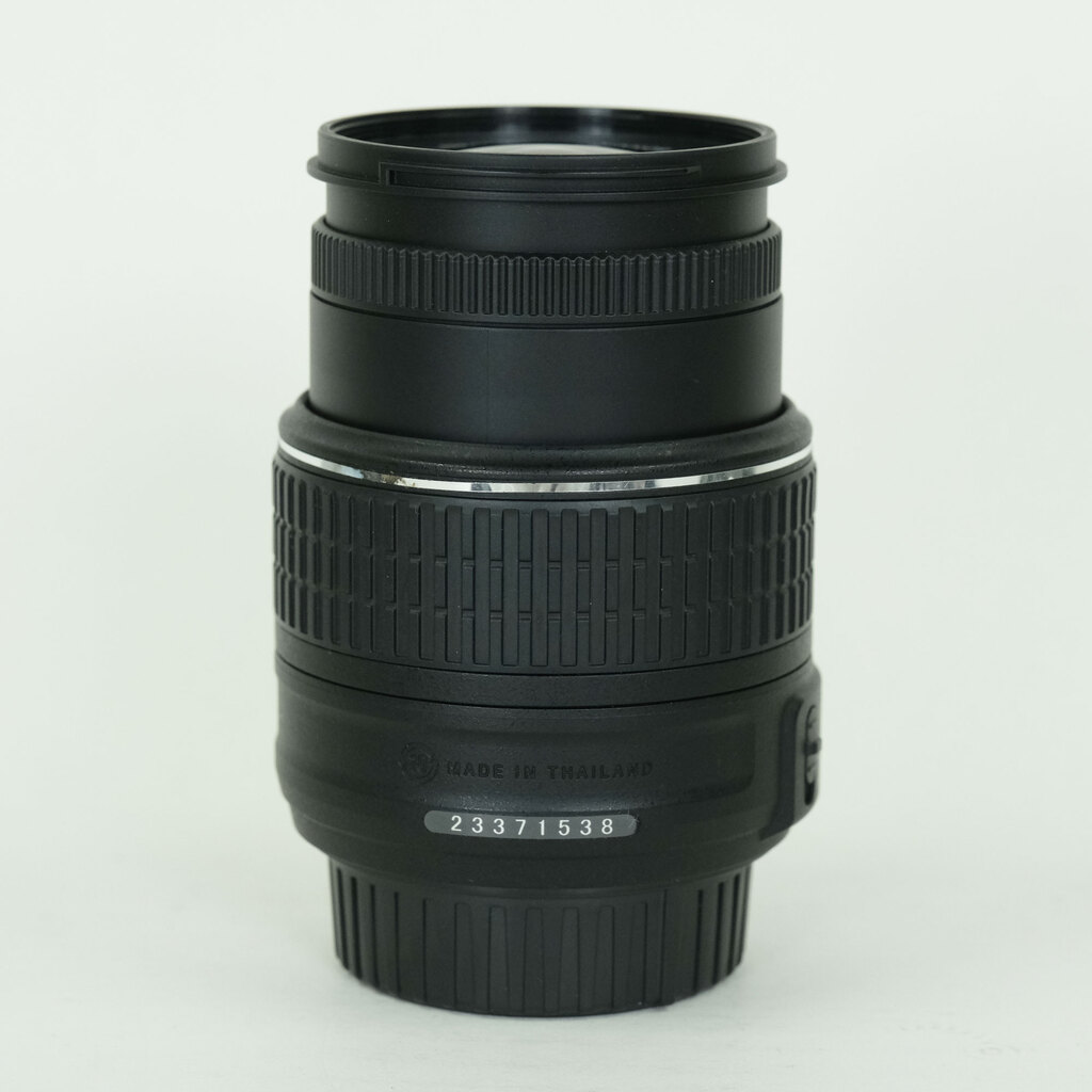 Nikon AF-S DX NIKKOR 18-55mm f3.5-5.6G VR II
