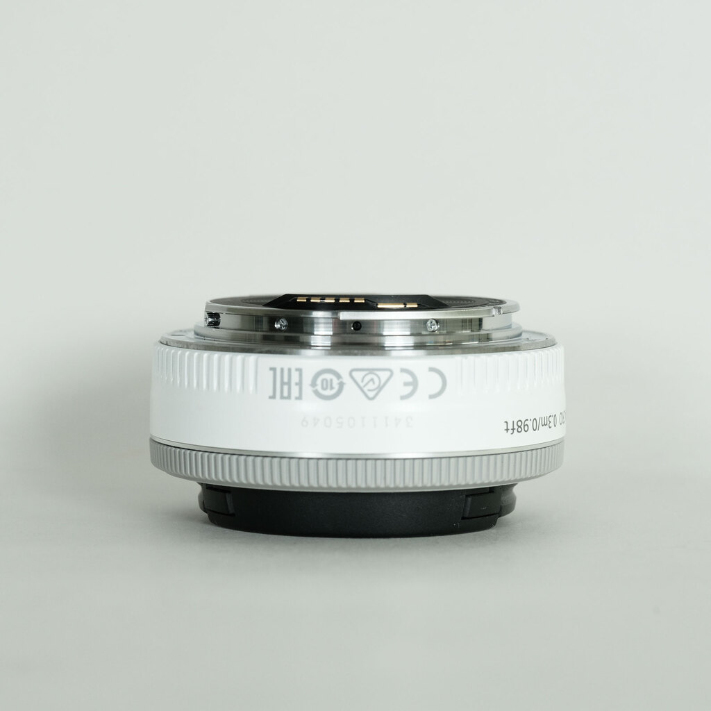 Canon EF40mm F2.8 STM ホワイト