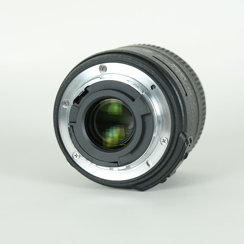 Nikon AF-S DX Micro NIKKOR 40mm f/2.8Gの出品 | ONE SCENE（ワンシーン）