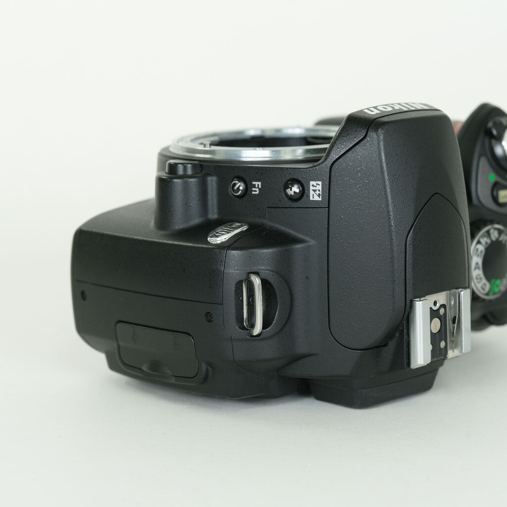 Nikon D40X ボディ