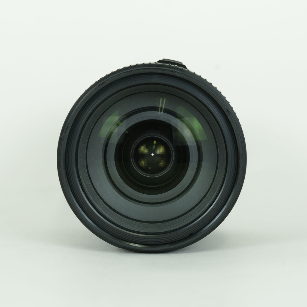 TAMRON 28-300mm F3.5-6.3 Di VC PZD/Model A010N(ニコンF用) TAMRON 28-300mm F3.5-6.3 Di VC PZD/Model A010N(ニコンF用)