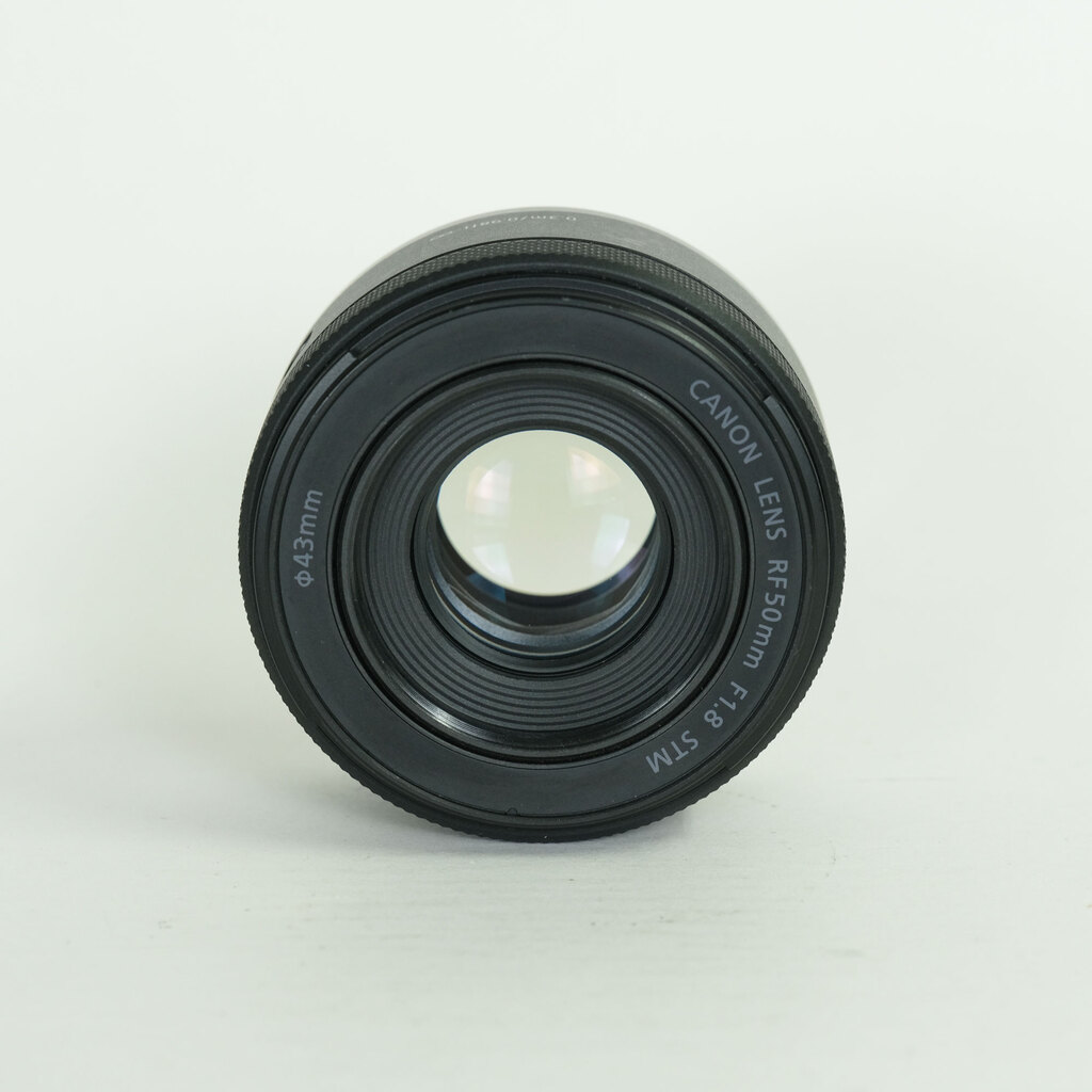 Canon RF50mm F1.8 STM Canon RF50mm F1.8 STM