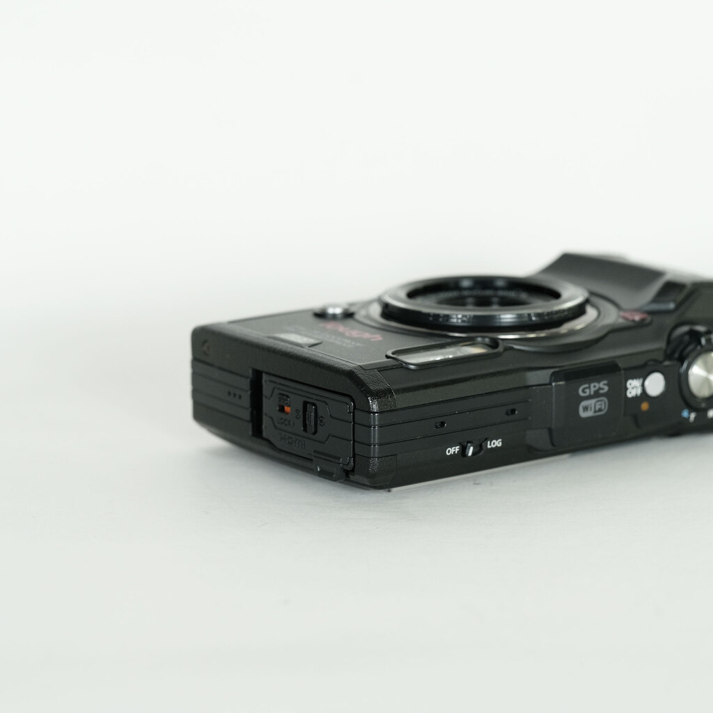 OLYMPUS Tough TG-5 ブラック