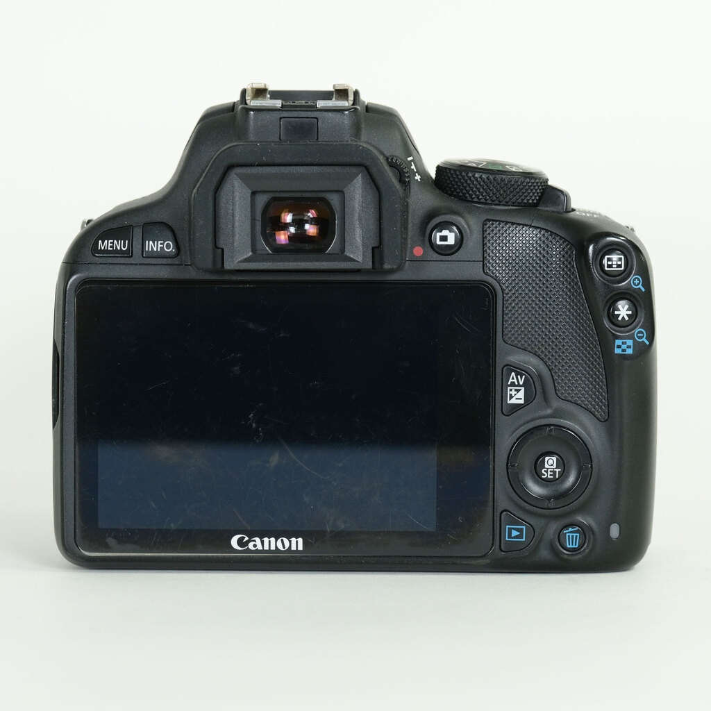 Canon EOS Kiss X7 Canon EOS Kiss X7