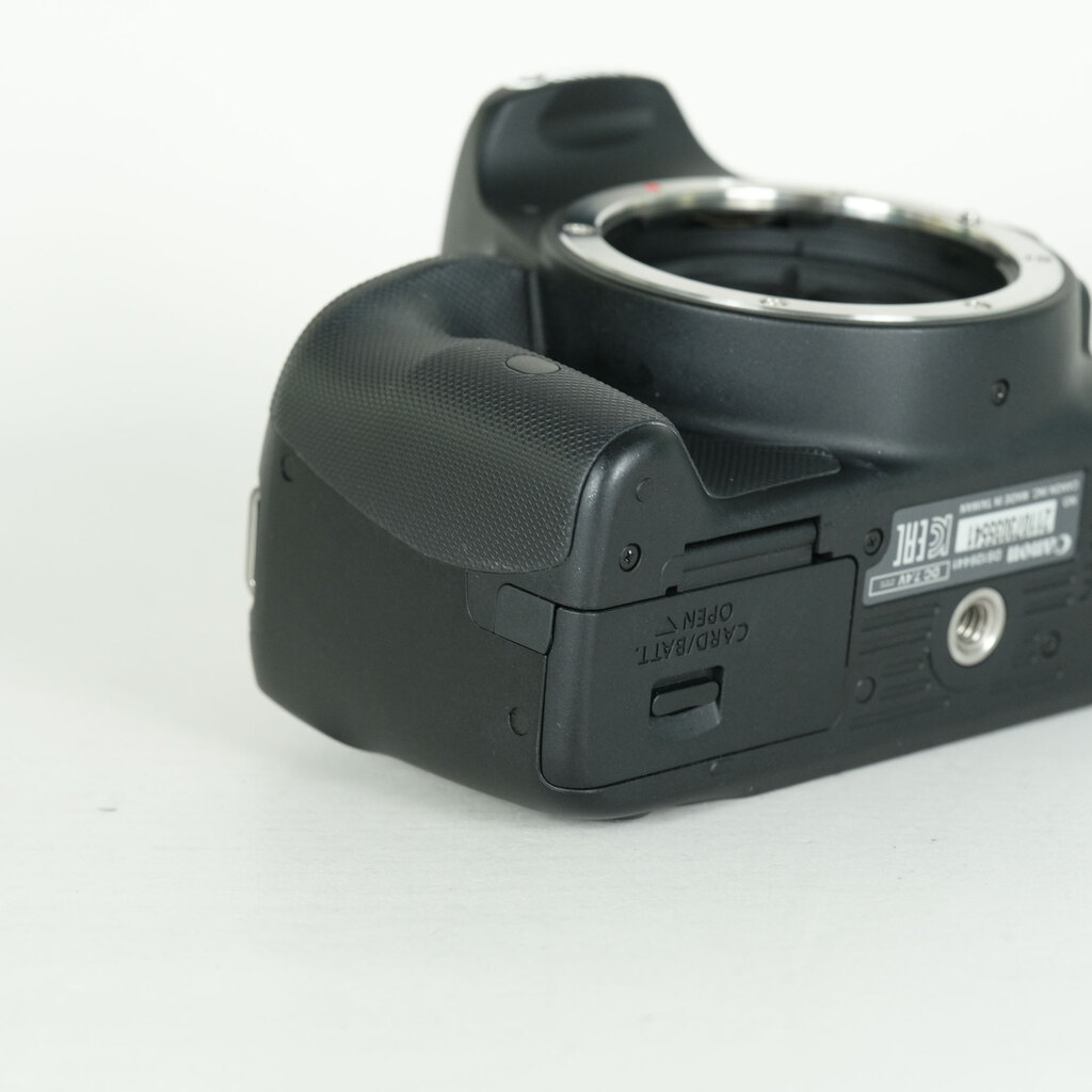 Canon EOS Kiss X7