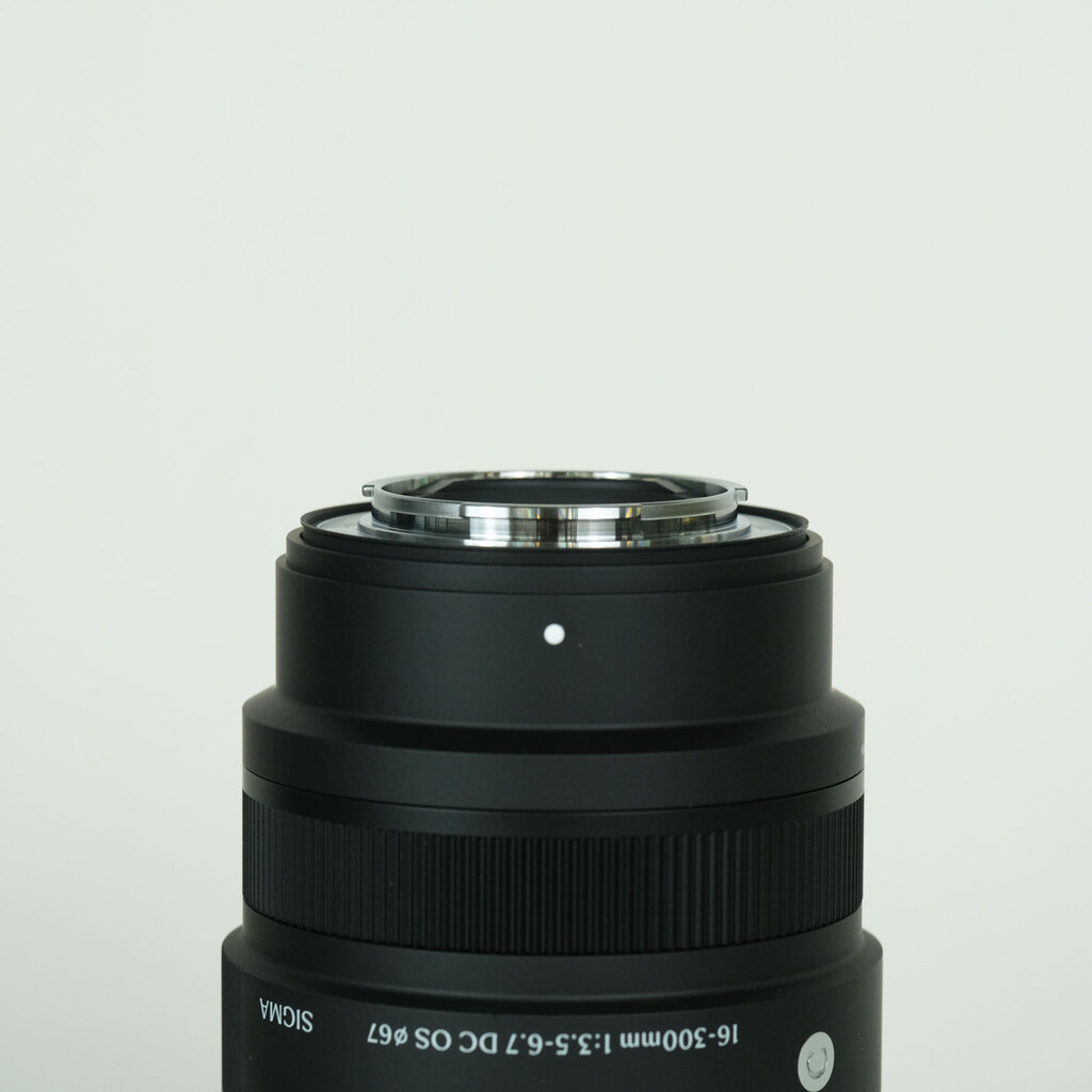 SIGMA 16-300mm F3.5-6.7 DC OS｜Contemporary [フジフイルムX用]