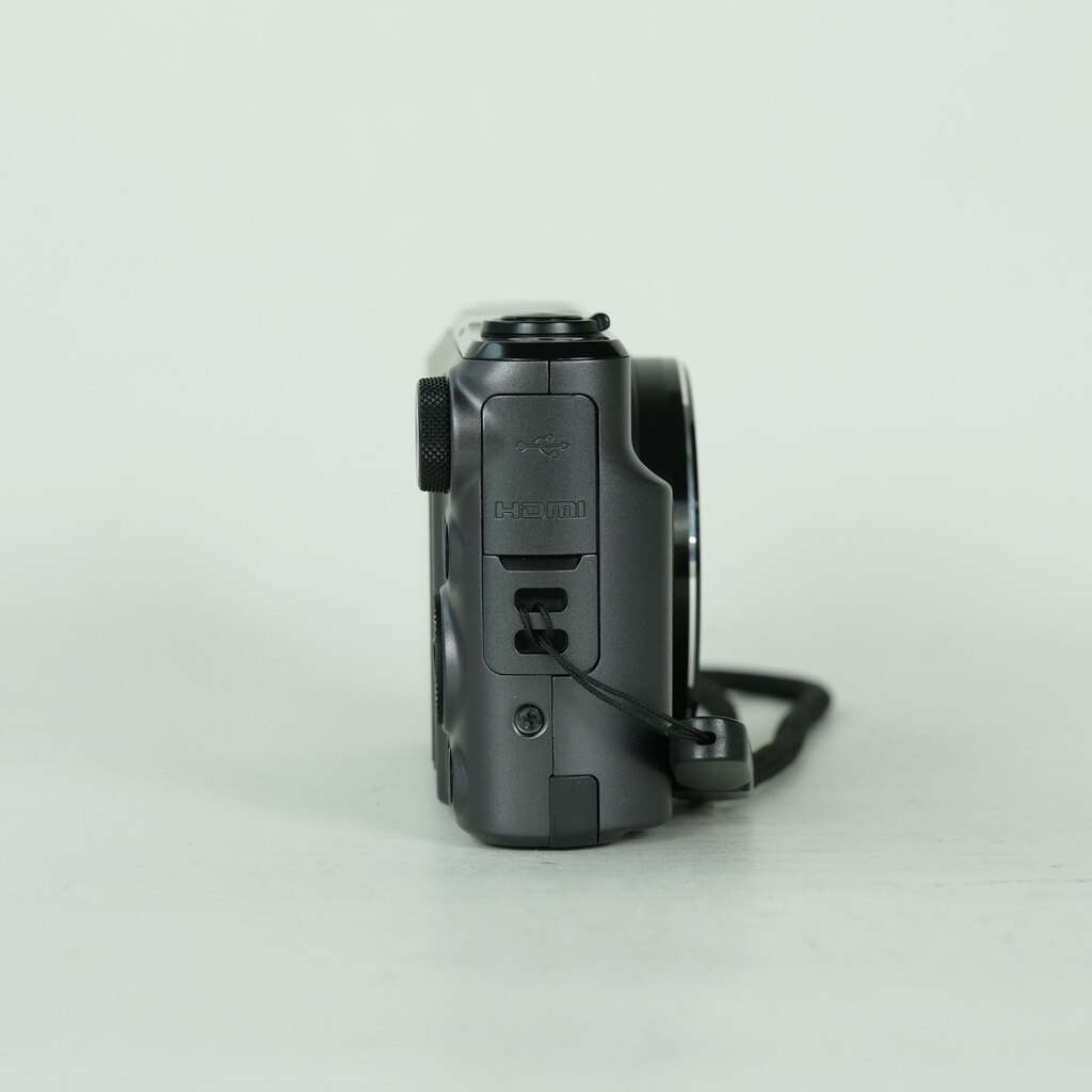 Canon PowerShot SX720 HS ブラック