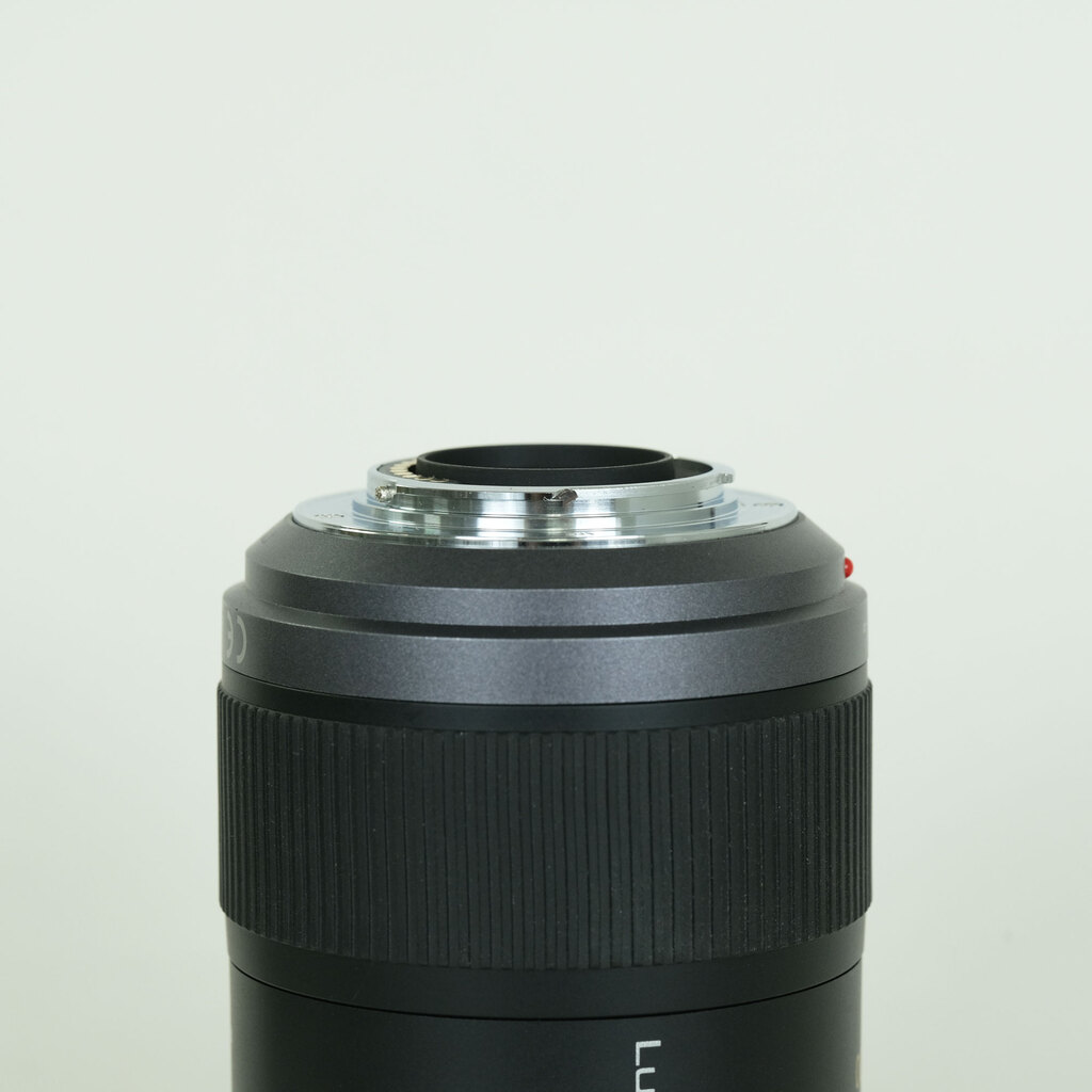 Panasonic LUMIX G VARIO 45-200mm F4.0-F5.6 MEGA O.I.S. H-FS045200 Panasonic LUMIX G VARIO 45-200mm F4.0-F5.6 MEGA O.I.S. H-FS045200