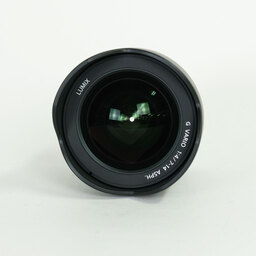 Panasonic LUMIX G VARIO 7-14mm / F4.0 ASPH. Panasonic LUMIX G VARIO 7-14mm / F4.0 ASPH.