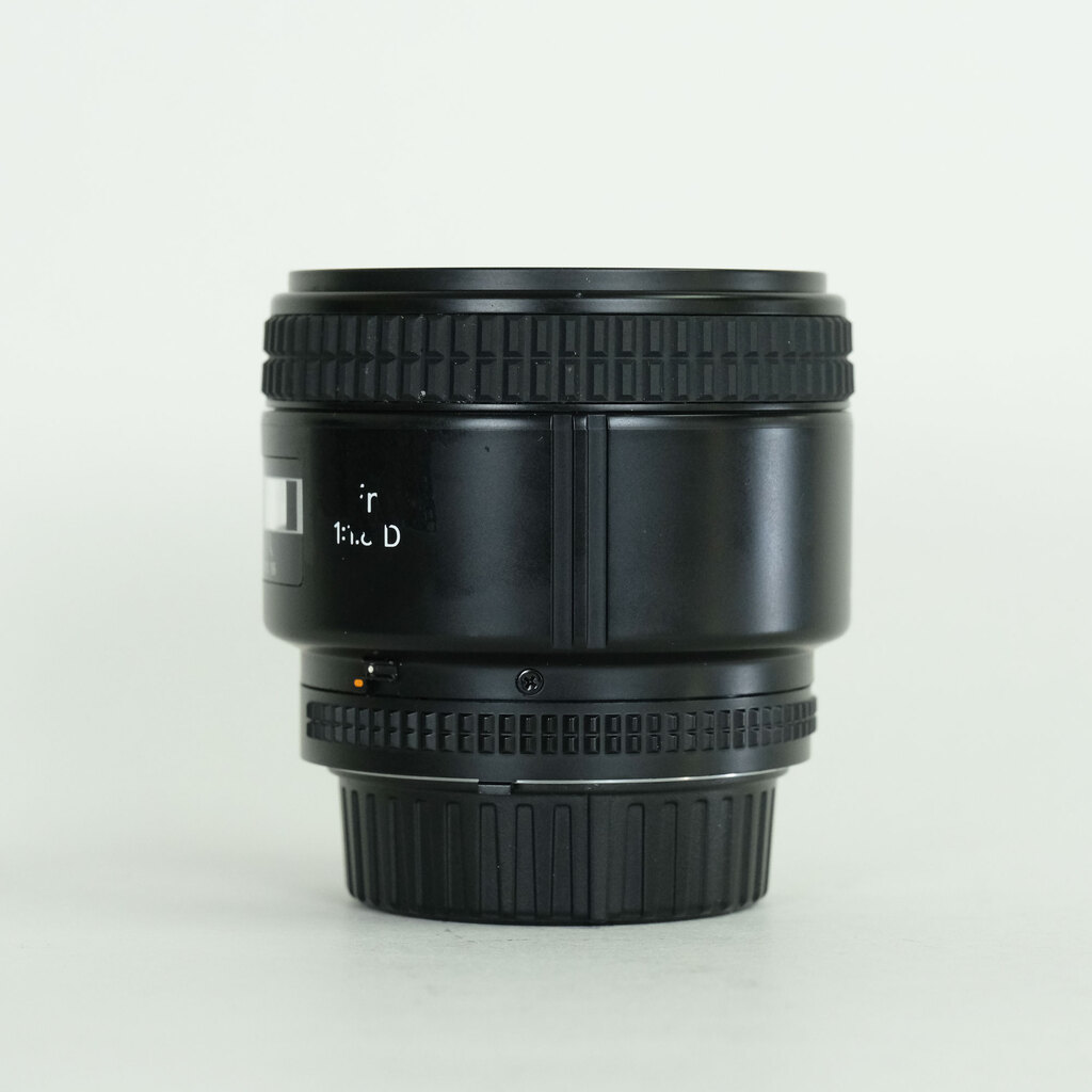 Nikon Ai AF Nikkor 85mm f/1.8D