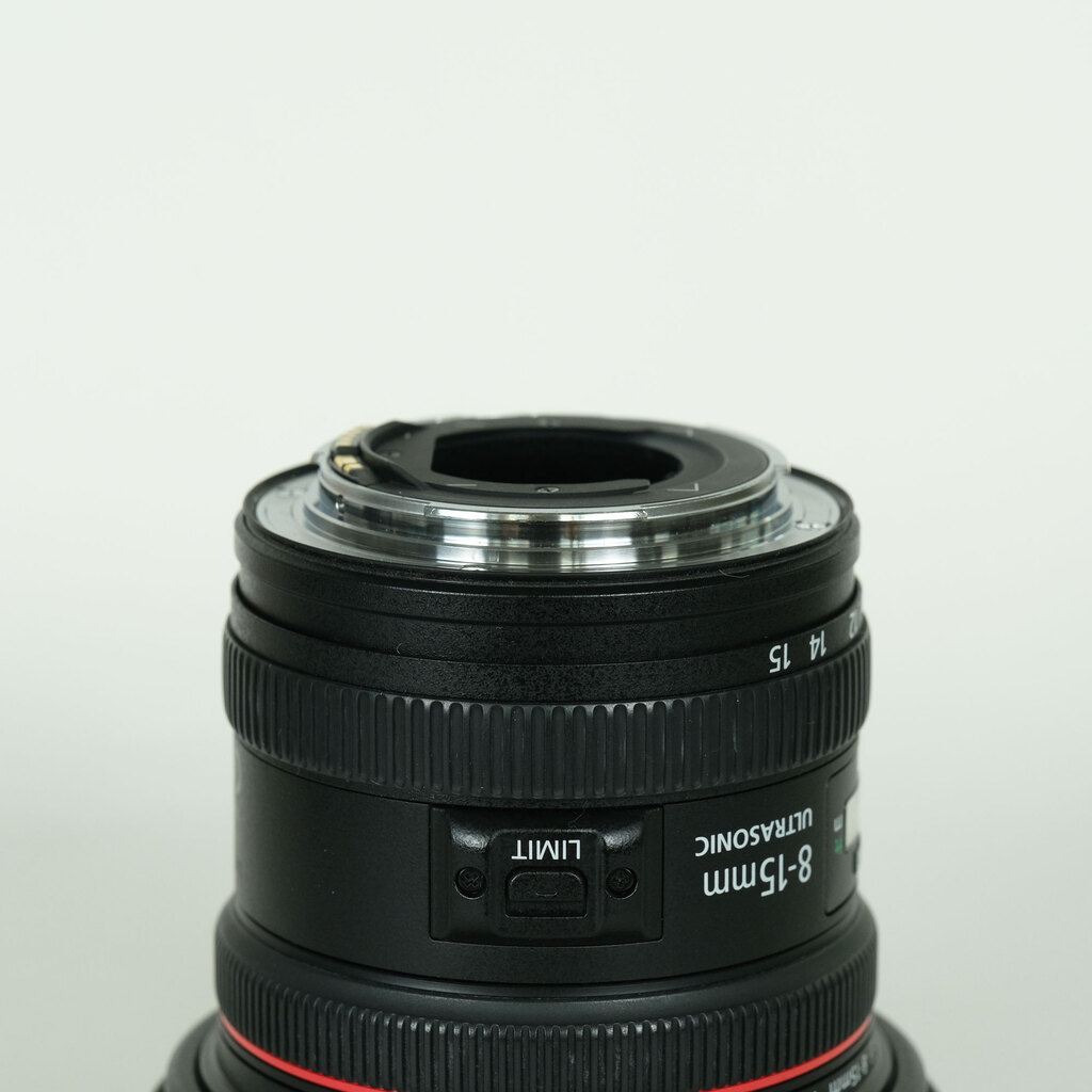Canon EF8-15mm F4L フィッシュアイ USMの出品 | ONE SCENE（ワンシーン）