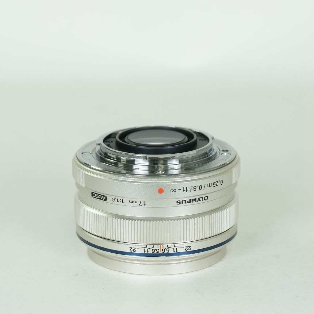 OLYMPUS M.ZUIKO DIGITAL 17mm F1.8