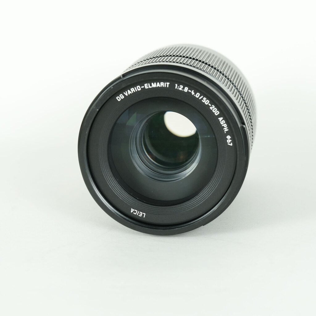 Panasonic LEICA DG VARIO-ELMARIT 50-200mm / F2.8-4.0 ASPH. / POWER O.I.S. Panasonic LEICA DG VARIO-ELMARIT 50-200mm / F2.8-4.0 ASPH. / POWER O.I.S.