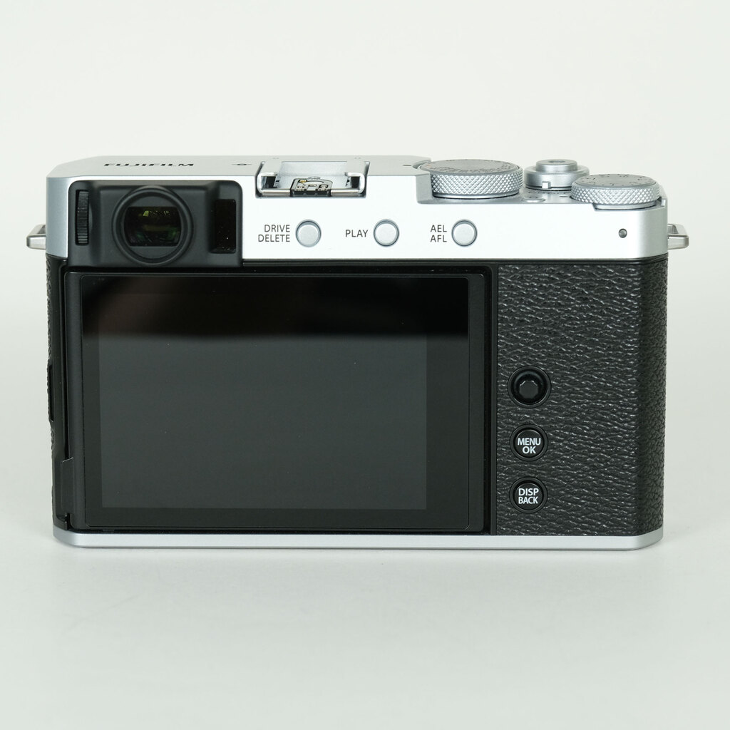 FUJIFILM X-E4 [�{�f�B �V���o�[]