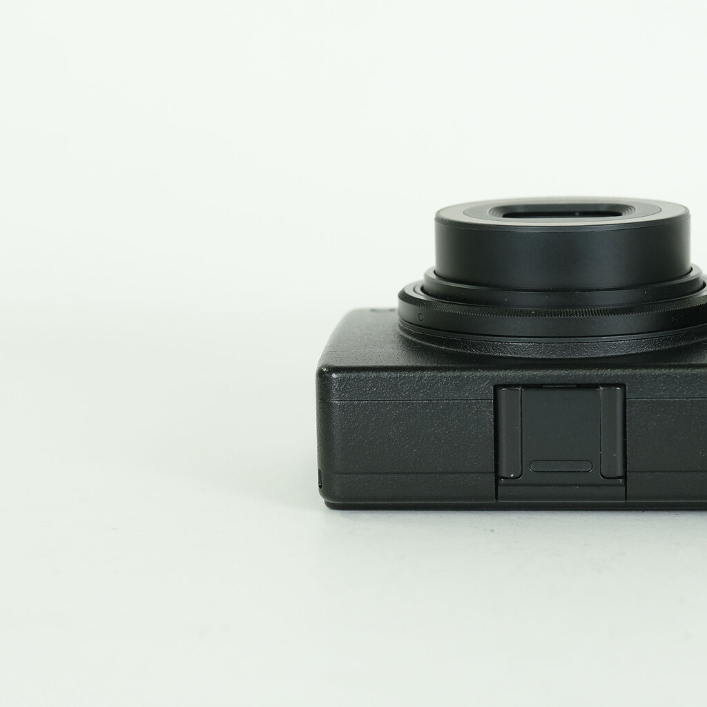 RICOH GR III