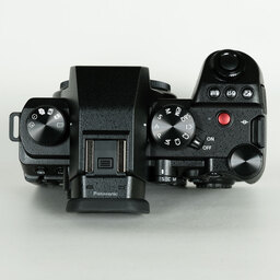 Panasonic LUMIX S5II DC-S5M2