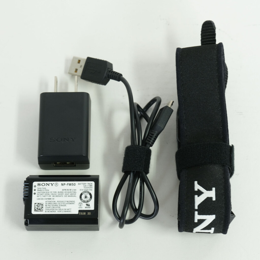 SONY α6300(ILCE-6300) SONY α6300(ILCE-6300)