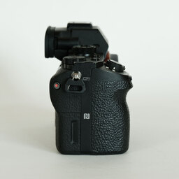 SONY α7 II（ILCE-7M2）