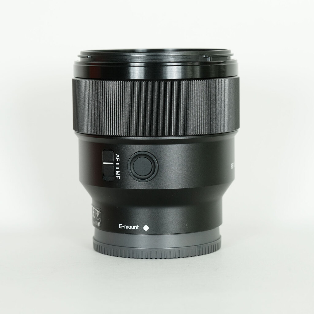 SONY FE 85mm F1.8 SEL85F18
