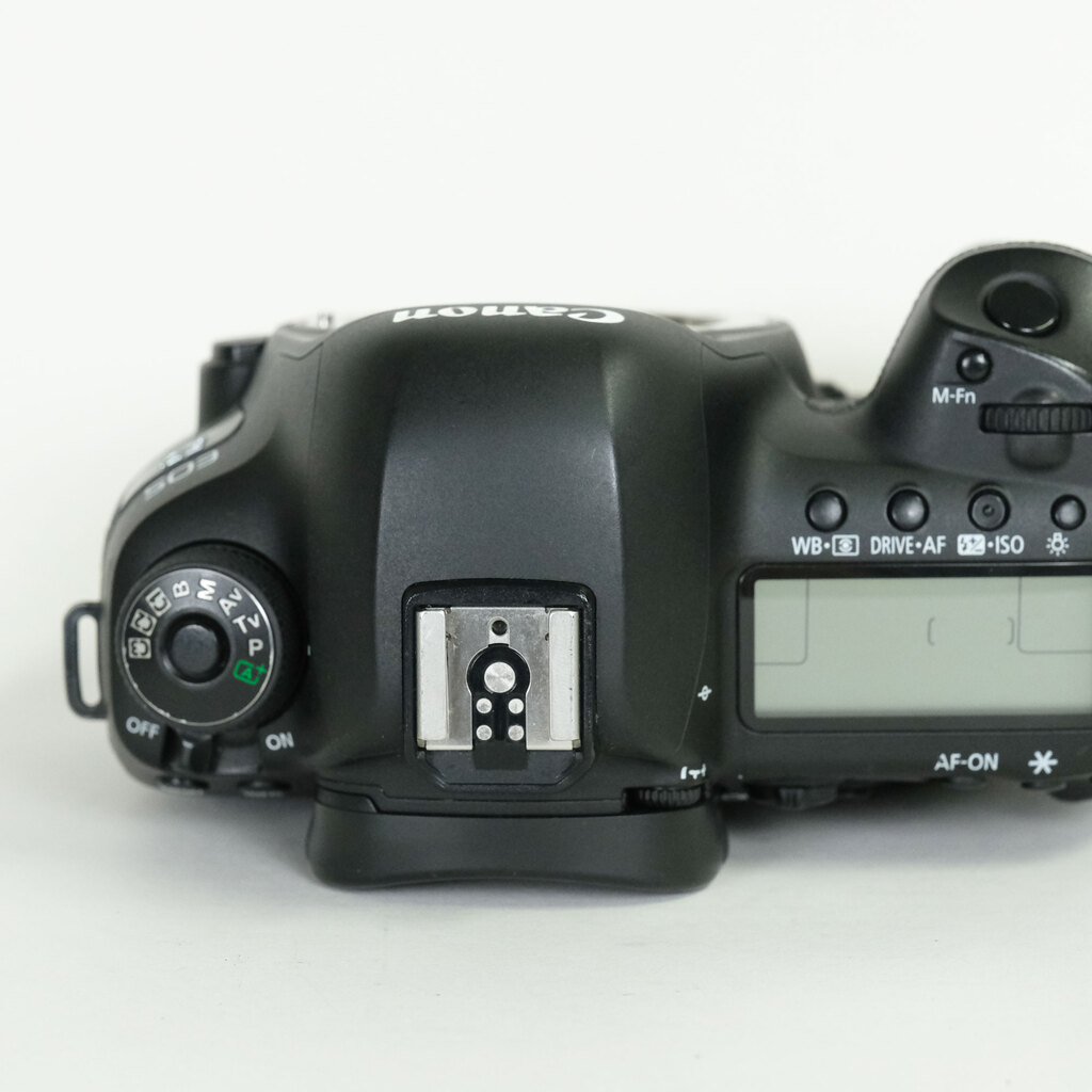 Canon EOS 5D Mark IV Canon EOS 5D Mark IV