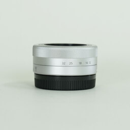 Panasonic LUMIX G VARIO 12-32mm / F3.5-5.6 ASPH. / MEGA O.I.S.