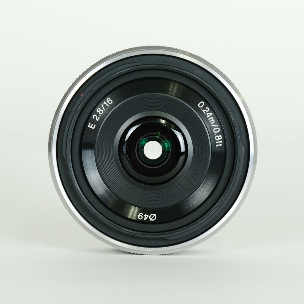 SONY E 16mm F2.8 SEL16F28