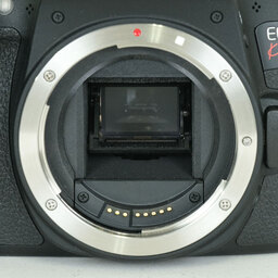 Canon EOS Kiss X8i
