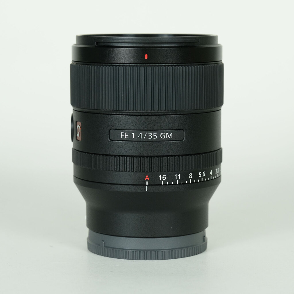 FE 35mm F1.4 GM SEL35F14GM 中古価格比較 - 価格.com