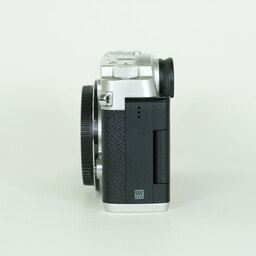 OLYMPUS PEN-F
